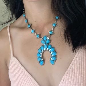western turquoise horseshoe necklace